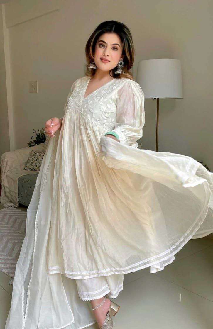 Women's Chanderi Silk Embroidered Anarkali Kurti With Pant and Dupatta - white, XXL