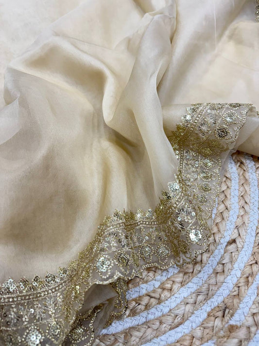 Luxurious Ivory Organza Dupatta with Heavy Golden Sequin & Zari Cutwork Border â Perfect for Weddings & Festive Layering
